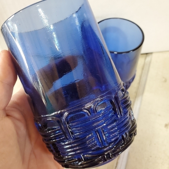 Vintage LE Smith basket weave pattern thick cobalt blue heavy glasses set of 2 - Picture 6 of 11